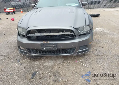 2014 Ford Mustang Gt Premium z USA, uszkodzony, nr VIN 1ZVBP8CF6E5294529